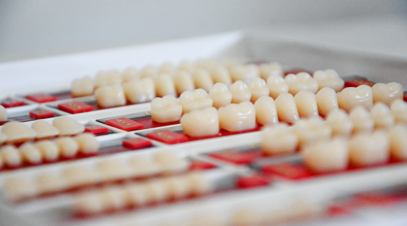 dientes acrilicos