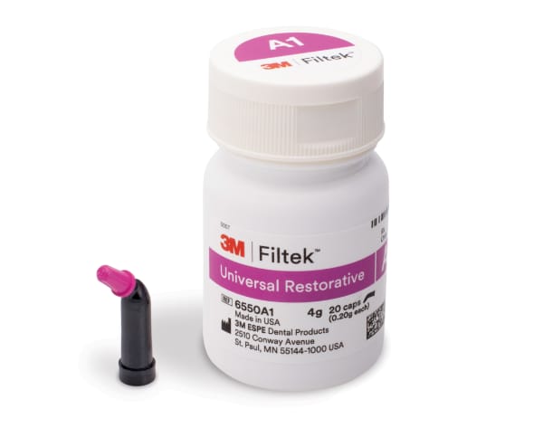Composite Filtek Universal Restorative 3M
