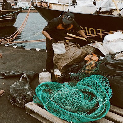 recogida de plástico del mar mediterraneo plastic neutral